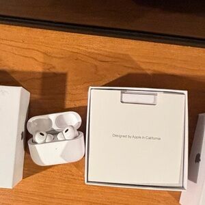 Apple AirPods Pro with White Charging Case